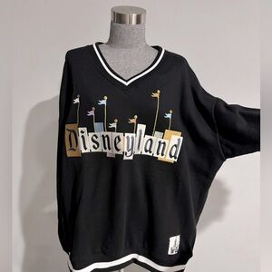 Disneyland Black V-Neck Marquee Sweatshirt - NWT!!
SOLD OUT EVERYWHERE! Size 1XL